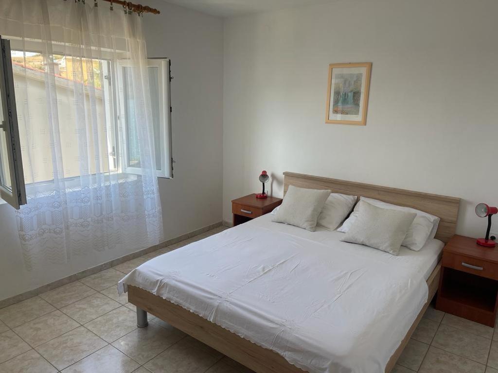 מטינה Apartments Puntica מראה חיצוני תמונה