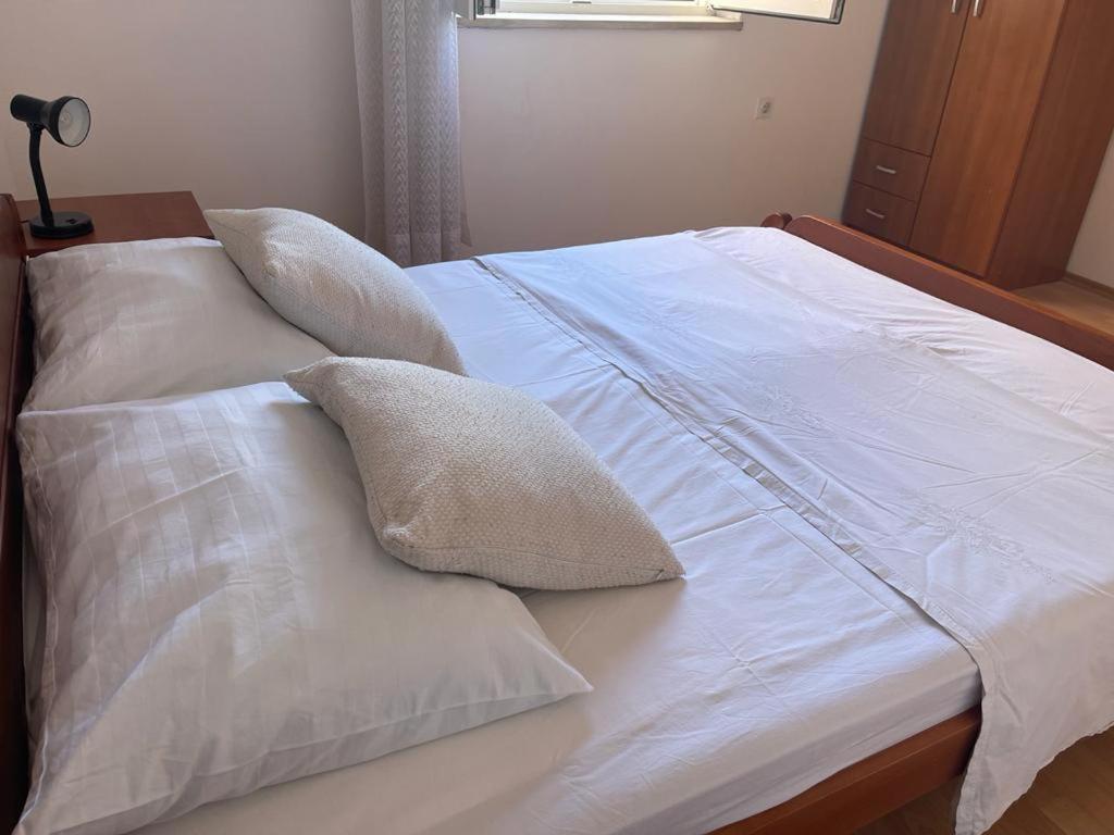 מטינה Apartments Puntica מראה חיצוני תמונה