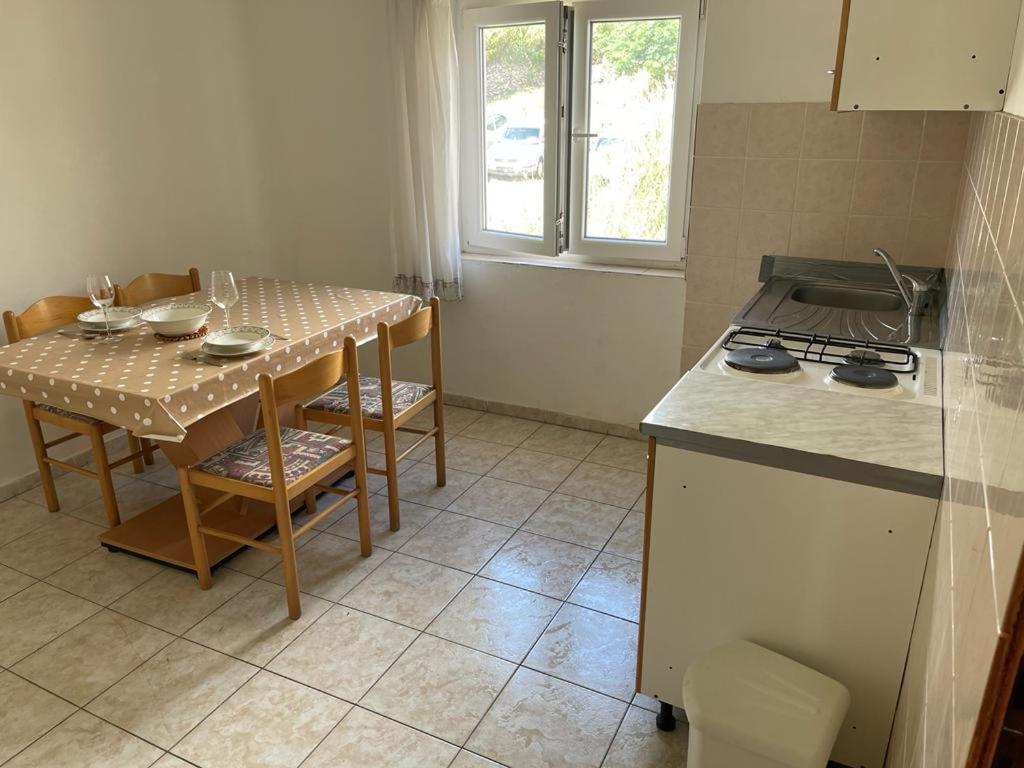 מטינה Apartments Puntica מראה חיצוני תמונה